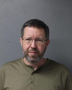 Travis Scott Burdette a registered Sex Offender of West Virginia