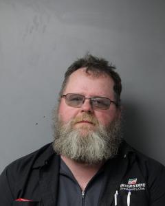 Jonathan D Butts a registered Sex Offender of West Virginia