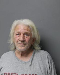 Michael J Blodgett a registered Sex Offender of West Virginia