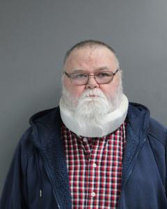 Dale Clifford Earl a registered Sex Offender of West Virginia