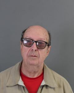 Dennis H Niehenke a registered Sex Offender of West Virginia