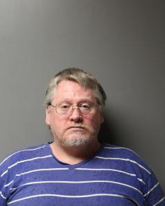 Everett Bowman Jr a registered Sex Offender of West Virginia