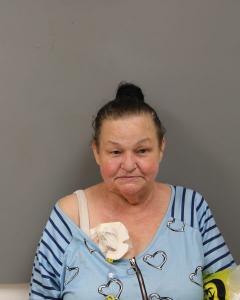 Darlene Mullins a registered Sex Offender of West Virginia