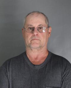 Roger D Edwards a registered Sex Offender of West Virginia