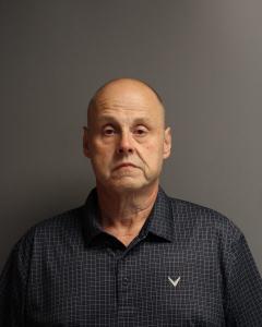 Vernon G Rohrer a registered Sex Offender of West Virginia