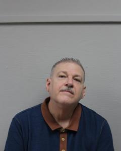 Bradley Wayne Holdaway a registered Sex Offender of West Virginia