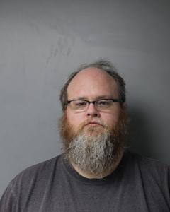 Brandon L Simmons a registered Sex Offender of West Virginia
