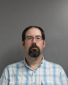 Justin R Hoover a registered Sex Offender of West Virginia