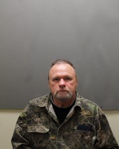 Russell Duane Tuck a registered Sex Offender of West Virginia