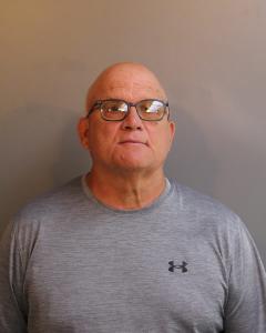 Carl Bruce Currie a registered Sex Offender of West Virginia