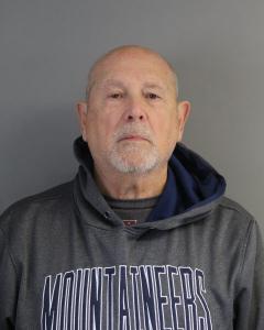 Donald Ray Lucas a registered Sex Offender of West Virginia