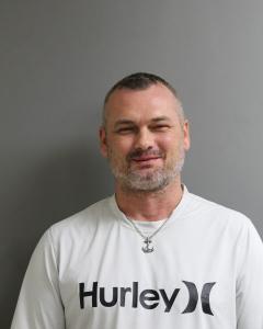 Gary Matthew Gundersen a registered Sex Offender of West Virginia