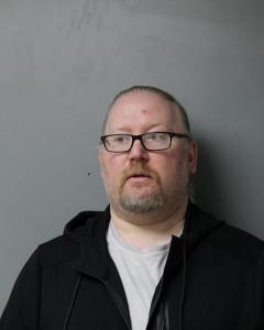 Matthew Daniel Mcclung a registered Sex Offender of West Virginia