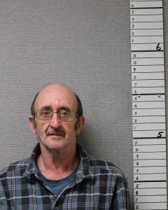 Everett Charles Nicholson a registered Sex Offender of West Virginia