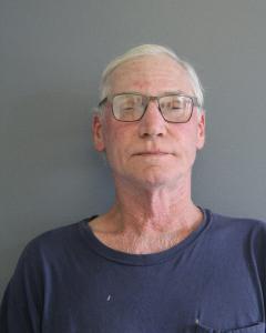 Wade Allen Main a registered Sex Offender of West Virginia