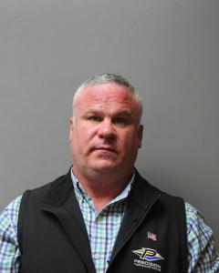 Travis Linsley Emfinger a registered Sex Offender of West Virginia
