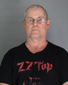 Roger D Edwards a registered Sex Offender of West Virginia