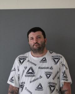 Matthew James Hammons a registered Sex Offender of West Virginia