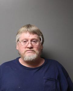 Everett Bowman Jr a registered Sex Offender of West Virginia