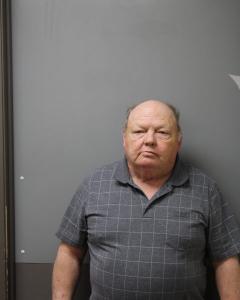 Robert Dean Reynolds a registered Sex Offender of West Virginia