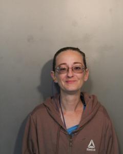 Jennifer Lynn Williams a registered Sex Offender of West Virginia