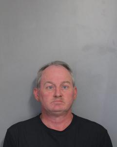 Tony E Murphy a registered Sex Offender of West Virginia