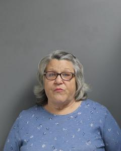 Shirlene L Davis a registered Sex Offender of West Virginia