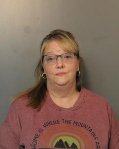 Angela Gail Lowe a registered Sex Offender of West Virginia