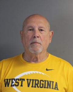 Donald Ray Lucas a registered Sex Offender of West Virginia