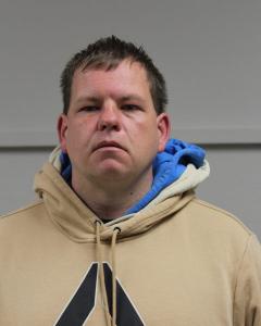 Bradley Kent Gregory a registered Sex Offender of West Virginia