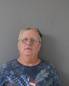 Darrell E Williams a registered Sex Offender of West Virginia