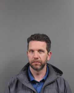 Dustin E Everhart a registered Sex Offender of West Virginia