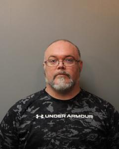 Derek S Holley a registered Sex Offender of West Virginia