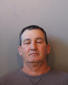 Richard D Nutter a registered Sex Offender of West Virginia