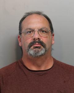 Everett Schmidt a registered Sex Offender of West Virginia