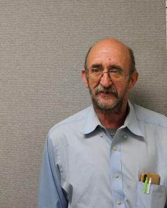 Everett Charles Nicholson a registered Sex Offender of West Virginia