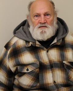 Cecil Clyde Simons a registered Sex Offender of West Virginia