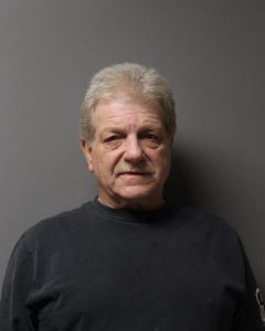 Clyde Mullins a registered Sex Offender of West Virginia