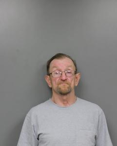 Roger D Simmons a registered Sex Offender of West Virginia