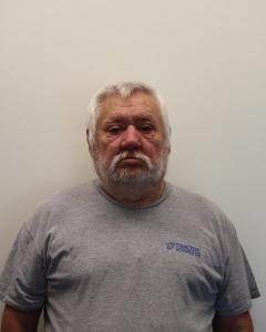 Robert E Bennett a registered Sex Offender of West Virginia