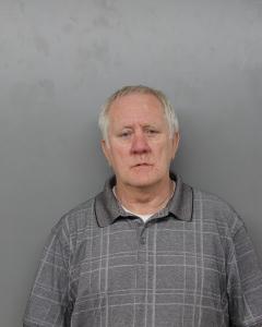 Clyde Lee Mills a registered Sex Offender of West Virginia