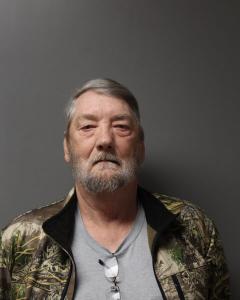 Johnny Ira Mcneely a registered Sex Offender of West Virginia