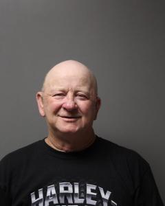 Douglas Lee Jeffrey a registered Sex Offender of West Virginia