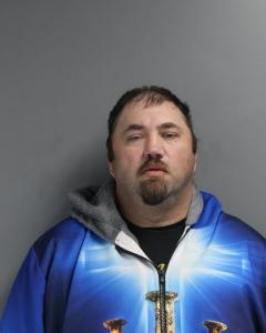 Perry Wayne Hutson a registered Sex Offender of West Virginia