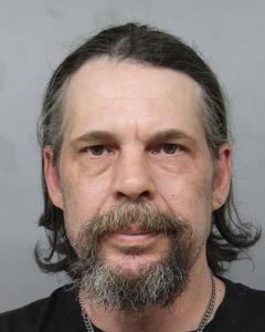 Larry E Cricks a registered Sex Offender of West Virginia
