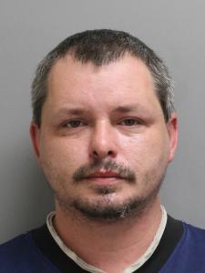 Travis Vernon Mallow a registered Sex Offender of West Virginia