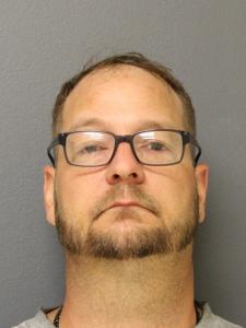 Darrin J Hubbard a registered Sex Offender of West Virginia