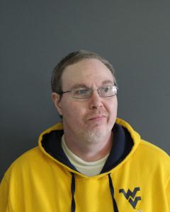 Christopher Jason Kerns a registered Sex Offender of West Virginia