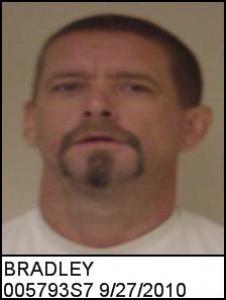 Michael Francis Bradley a registered Sex Offender of North Carolina