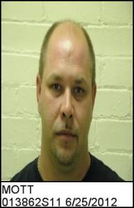 Christopher Paul Mott a registered Sex Offender of North Carolina